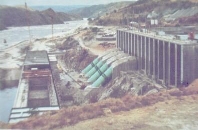 Central hidroel�ctrica en construcci�n